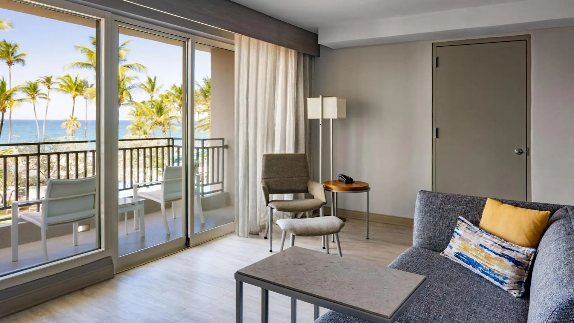****  Resort San Juan Marriott y Casino Stellaris Puerto Rico
