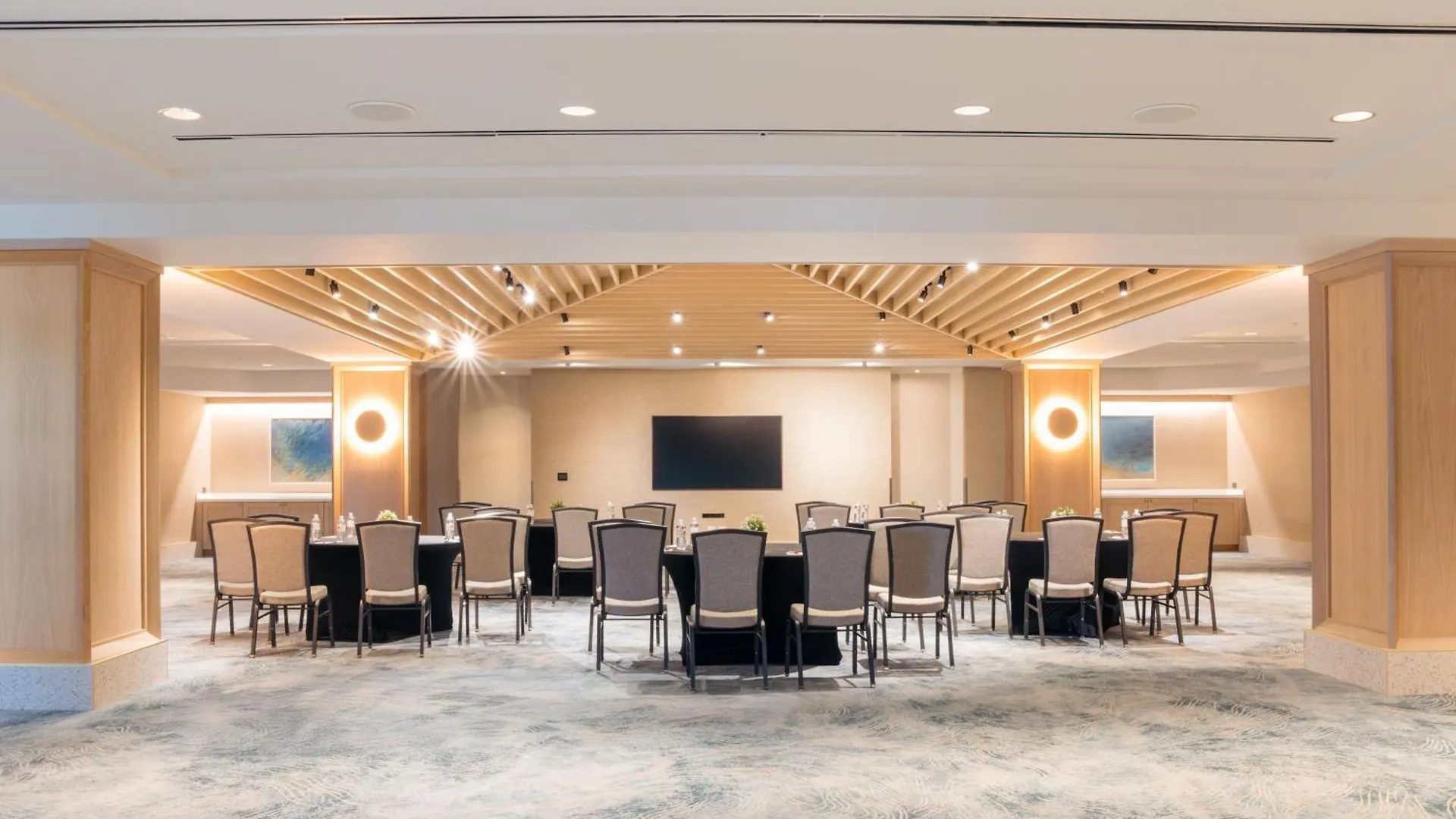 Resort San Juan Marriott y Casino Stellaris