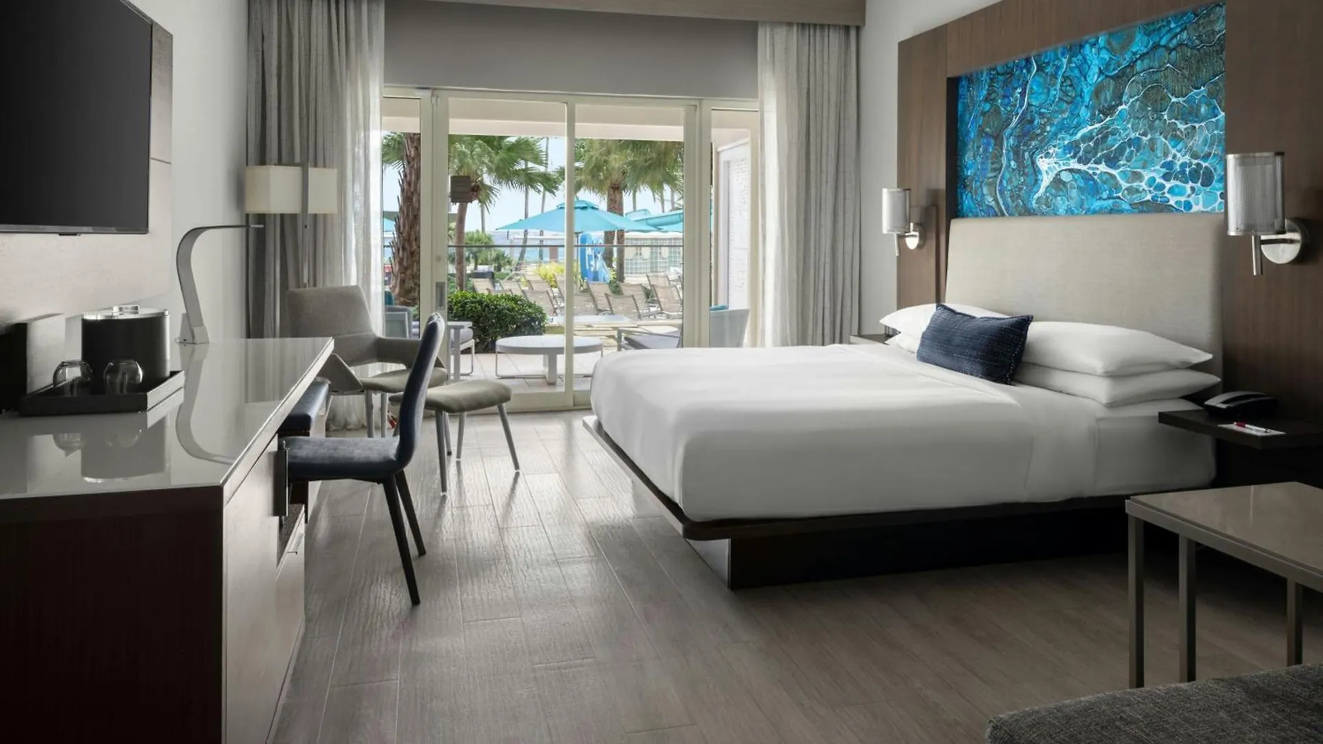Resort San Juan Marriott y Casino Stellaris 4*,